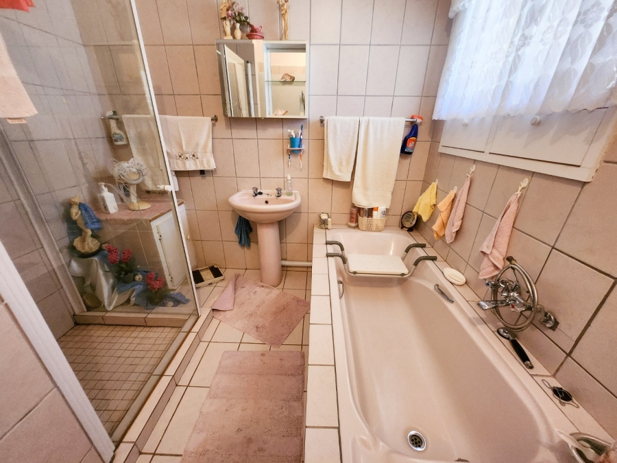 3 Bedroom Property for Sale in Stilfontein Ext 3 North West